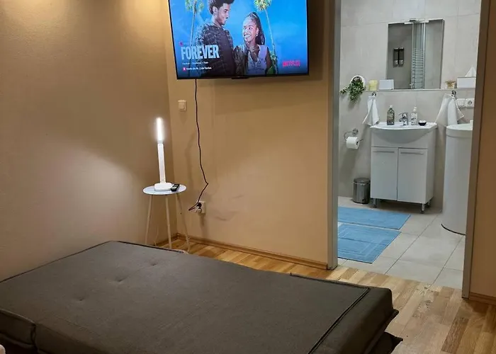 Oase, House Floor, Fitness, Garden, Jacuzzi, Close To Subway U1 Apartamento